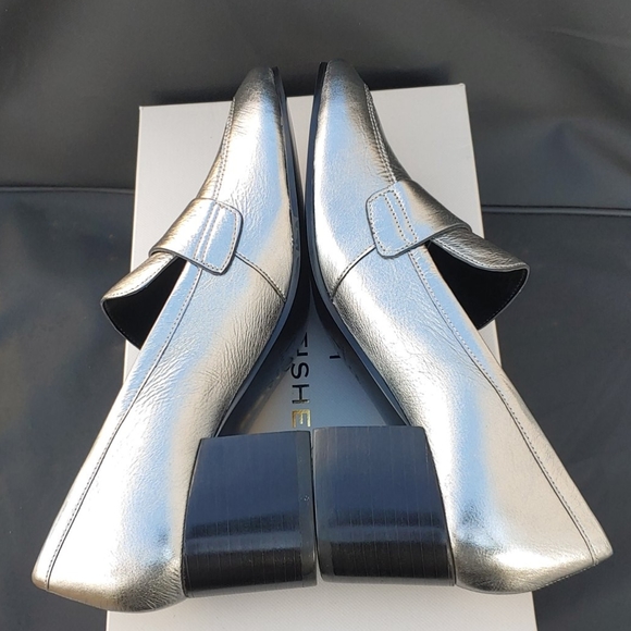 MARC FISHER LTD Leather Hudson Silver Loafers, 7.5 - Picture 6 of 12